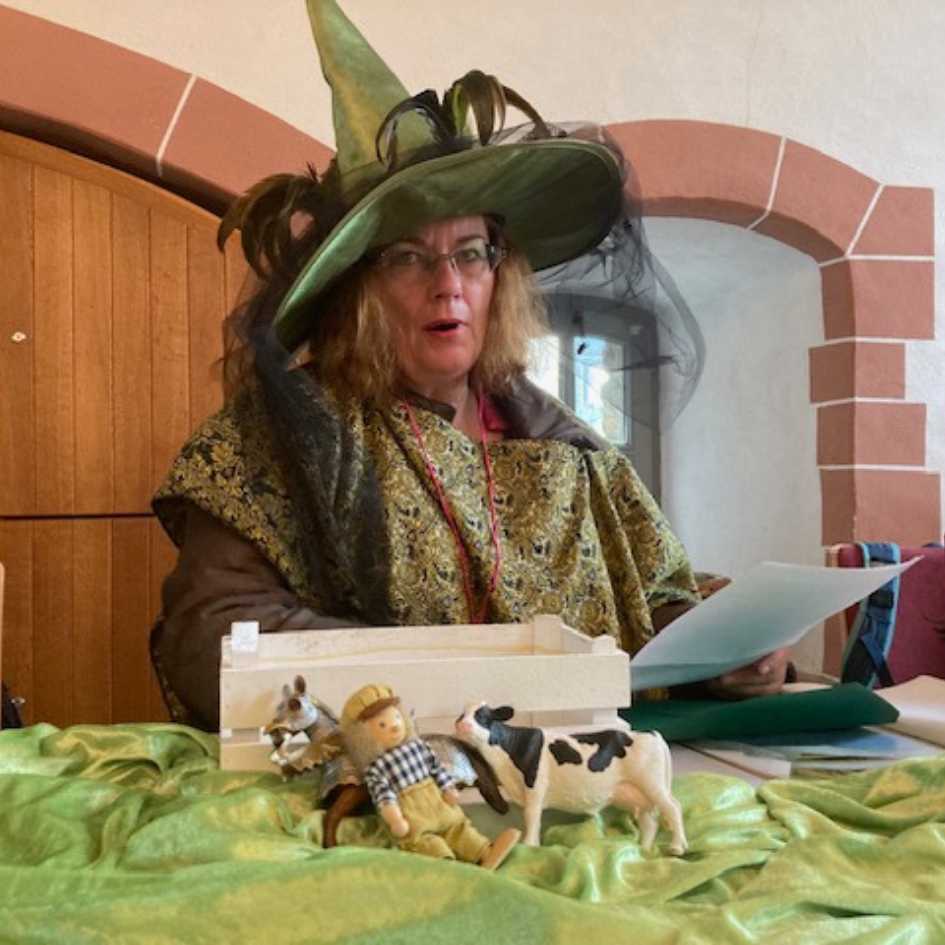 Sonja von Saldern_Museumspädagogik, Osrterführung auf der Burg Eppstein